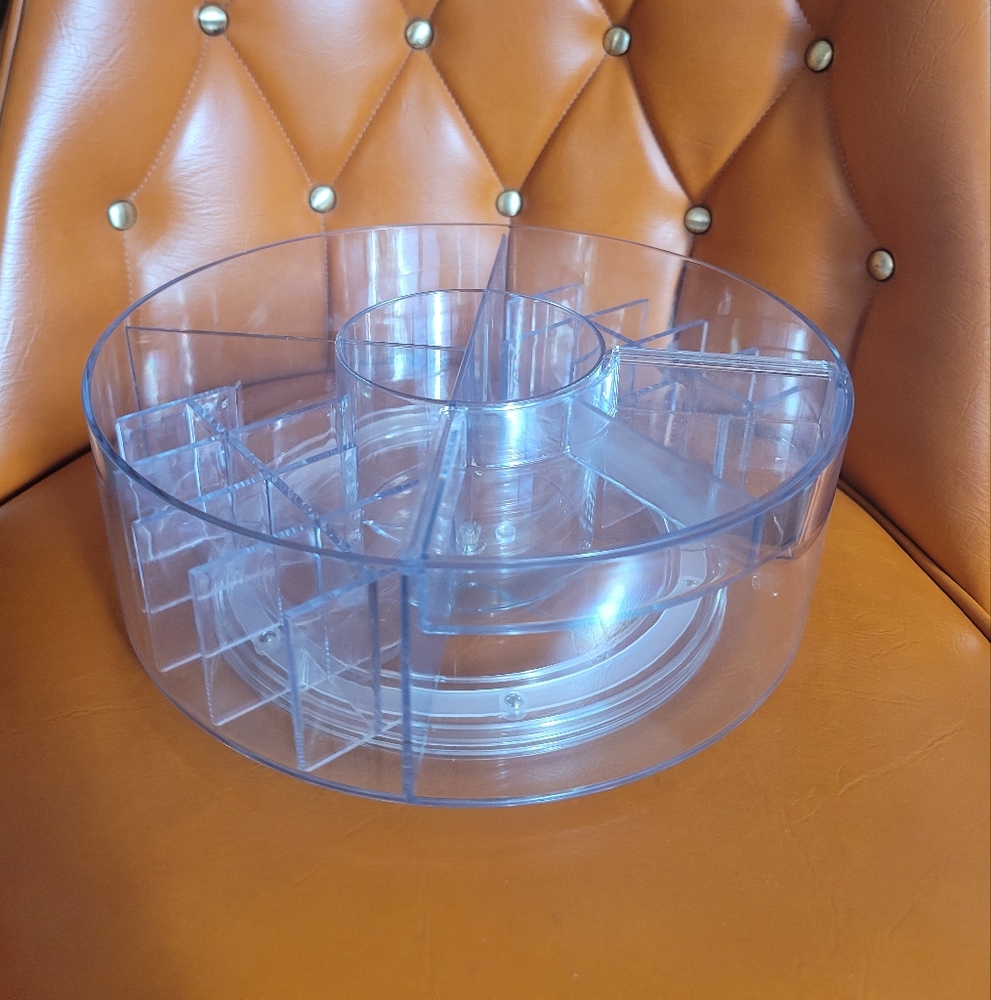 Clear Rotating Organizer - Picture 3 of 3